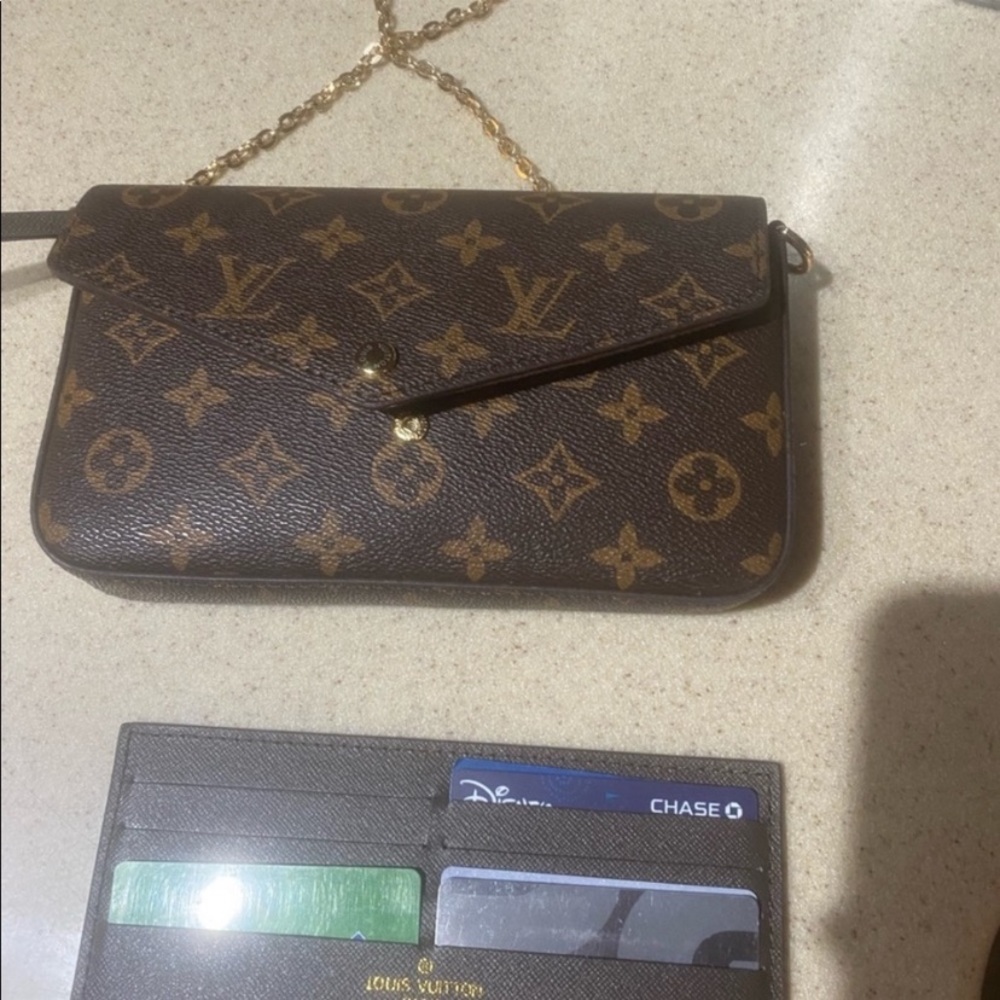 L_V _d u p e_purse